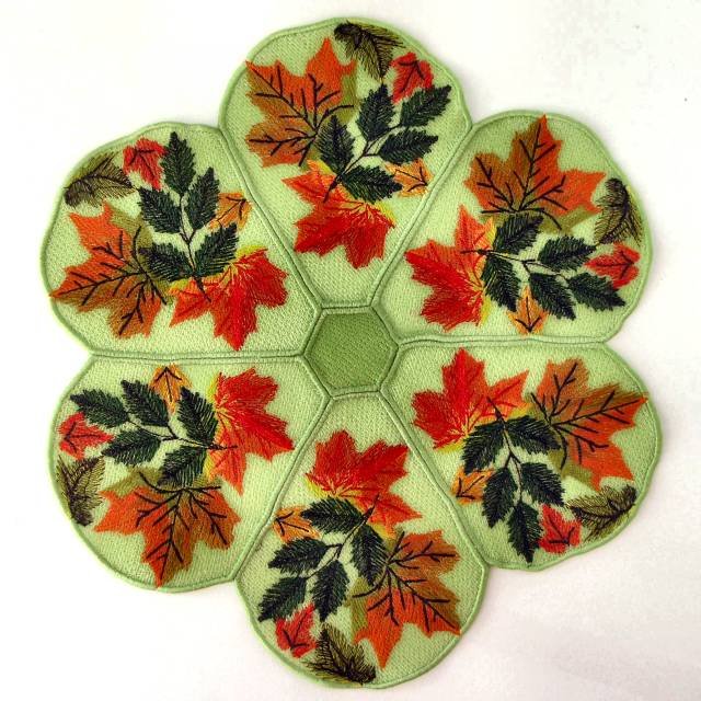 BFC0362  Lace Bowl & Doily Cornucopia