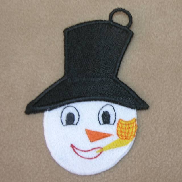 BFC0379 Freestanding Lace Snowman Ornaments