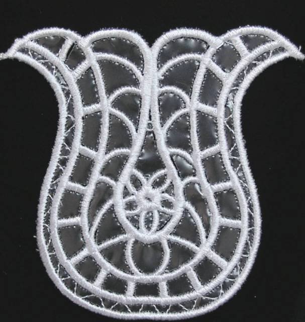 BFC0422 Lace Bowl & Doily Flower Vases
