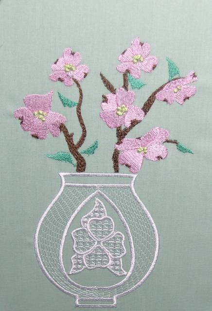 BFC0428 Lacy Vases