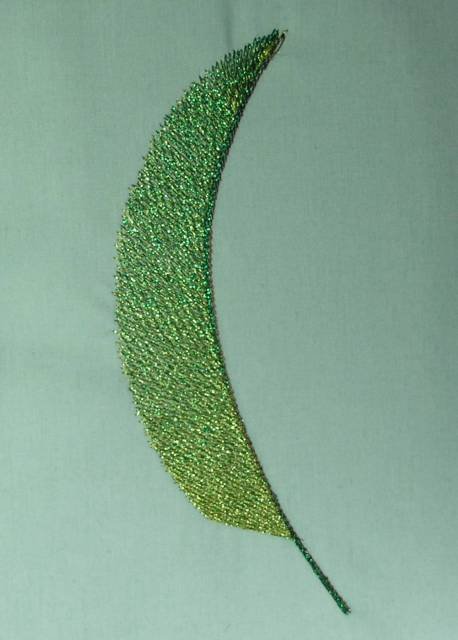 BFC0462 Peacock Feathers