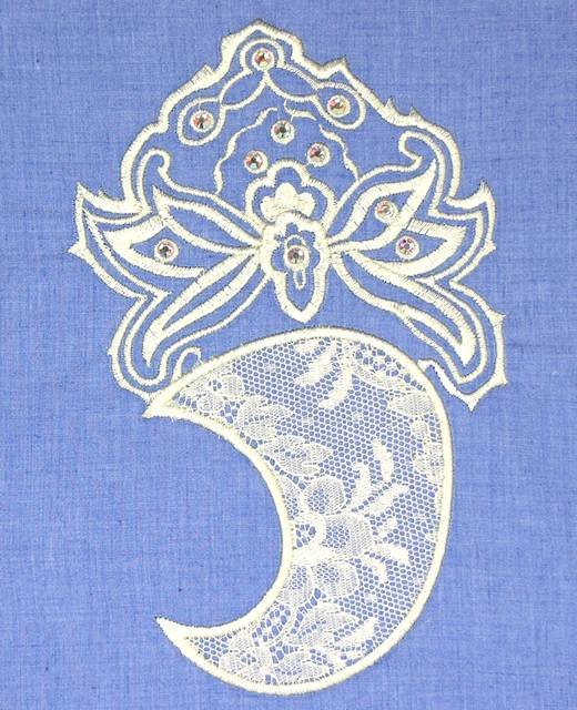 BFC0506 Paisley Appliqué