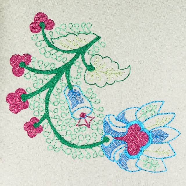 BFC0585 Indonesian Batik Influence