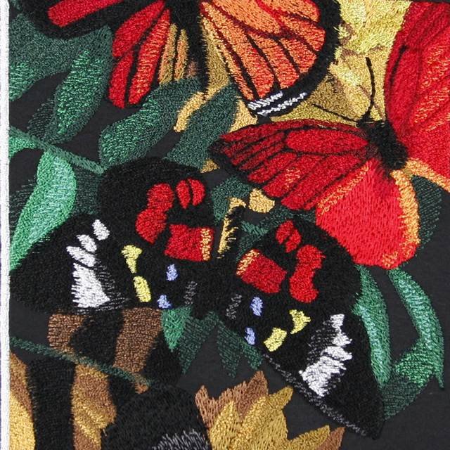 BFC0772 Window-Mums with Butterflies