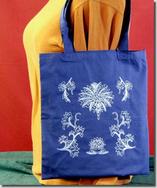BFC0780 Chinese Indigo Work