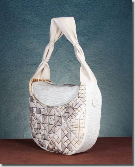 BFC0849 Convertible Handbag QIH Quilt Blocks