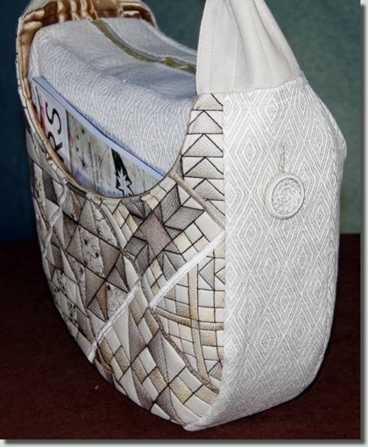 BFC0849 Convertible Handbag QIH Quilt Blocks
