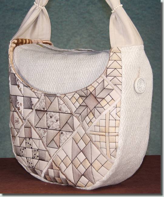 BFC0849 Convertible Handbag QIH Quilt Blocks