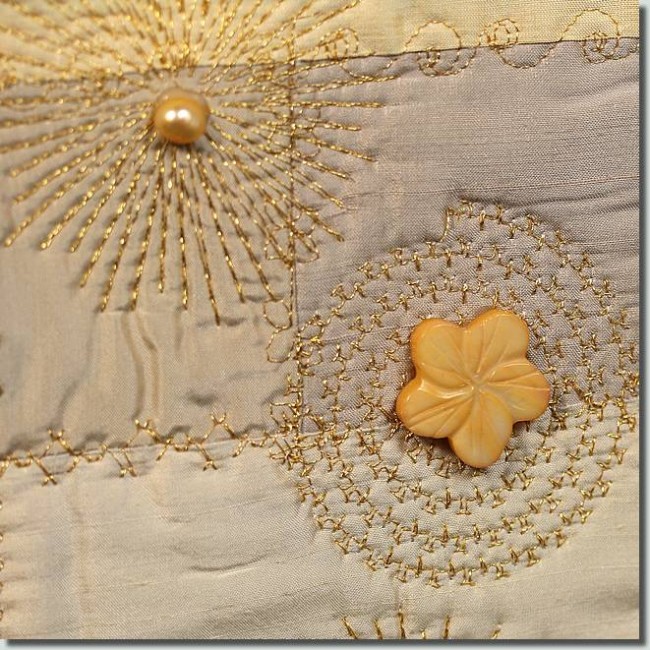 BFC0959 Flowery Scrappy Art Quilt