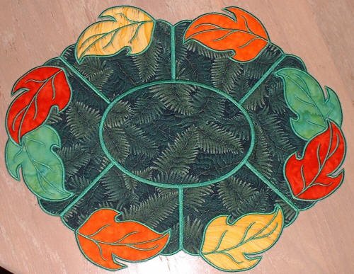 CCQ0110 - Leaf Oval Placemat