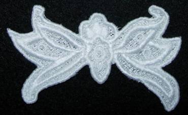 BFC0293 Lace Bowl and Doily Paisley Crystals