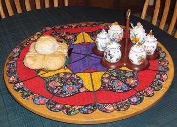 CCQ0060 - 27 Inch Doilies