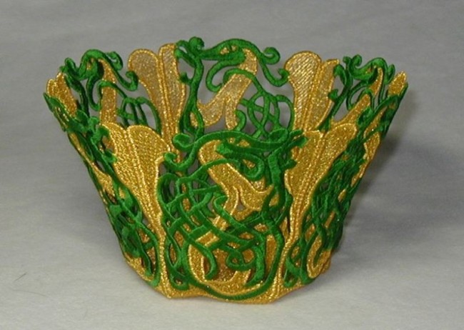 BFC0186 Lace Bowl - Celtic Fantasy