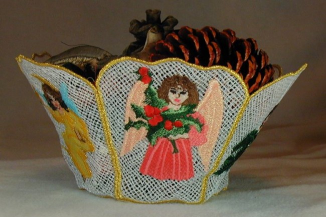 BFC0195 Lace Bowl Victorian Angels