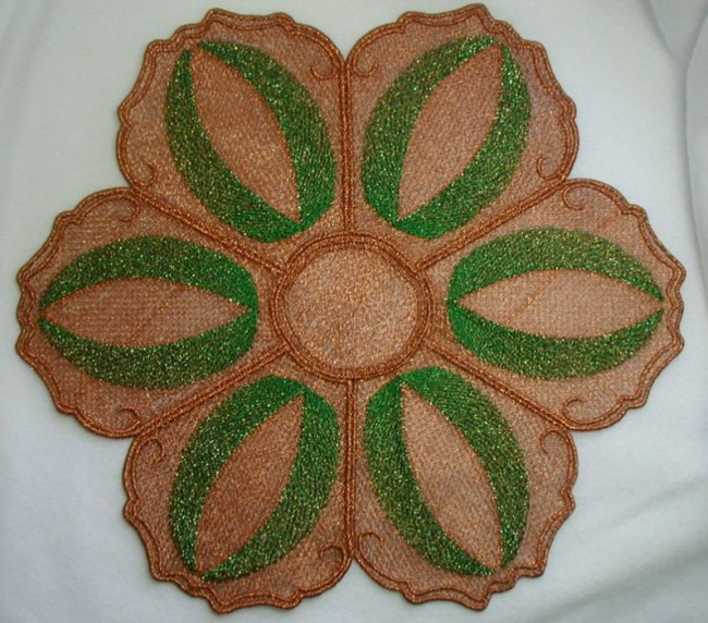 BFC0181 Lace Bowl & Doily - Peacock