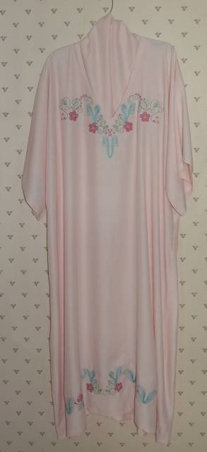 BFC0346 Feathers & Flowers