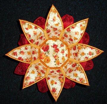 CCQ0303 - Petal Doily and Bowl