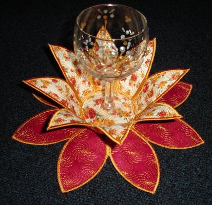 CCQ0303 - Petal Doily and Bowl