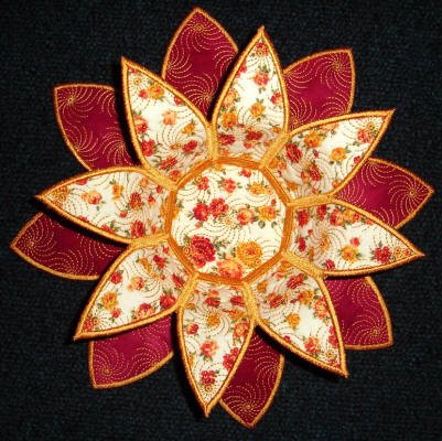 CCQ0303 - Petal Doily and Bowl