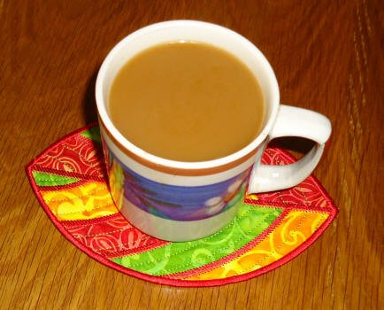 CCQ0386 - Leaf Mug Rug