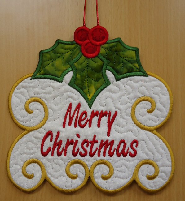 CCQ0387 - Seasonal Towel Topper Ornament
