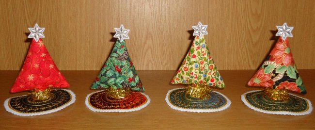 CCQ0441- 3D Tree Ornaments - 4x4