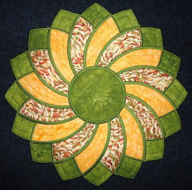 CCQ0484 - 15 inch Spinning Doily