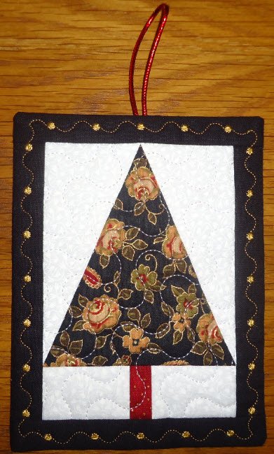 CCQ0522 - Patchwork Tree Coasters Ornaments