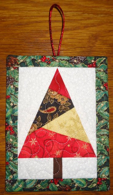 CCQ0522 - Patchwork Tree Coasters Ornaments