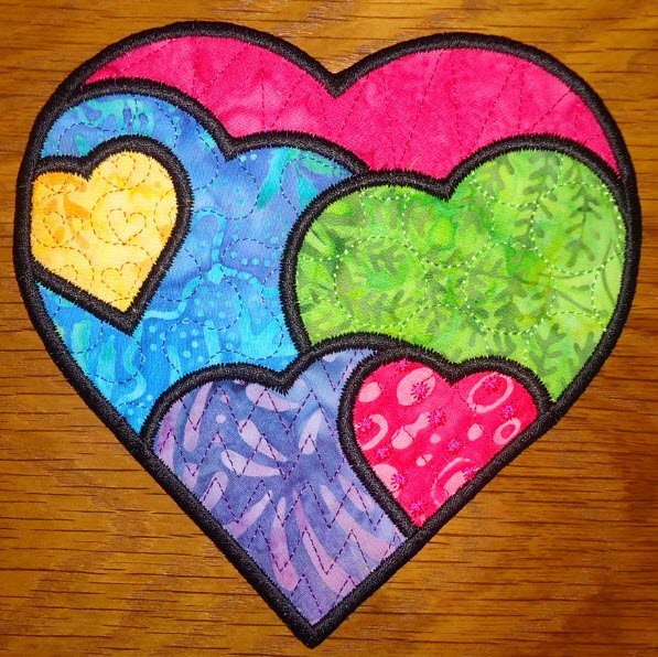 CCQ0547 - Heart Mug Rug