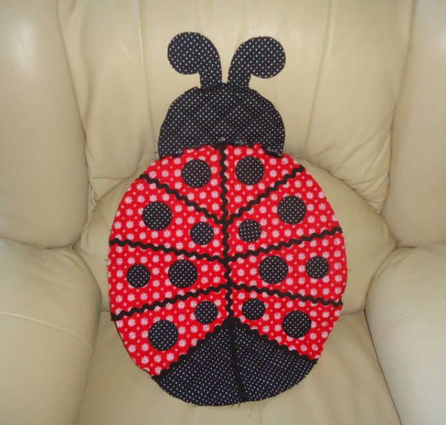CCQ0556 - Ladybug Rag Quilt