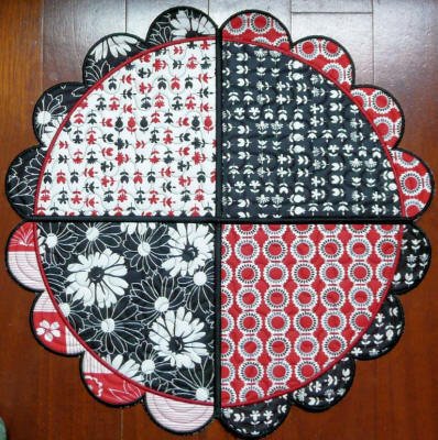 CCQ0569 - Scallop Doily 2