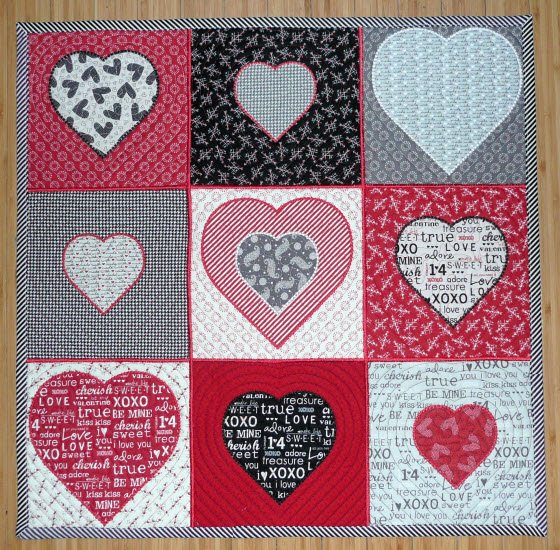 CCQ0596 - Heart Quilt